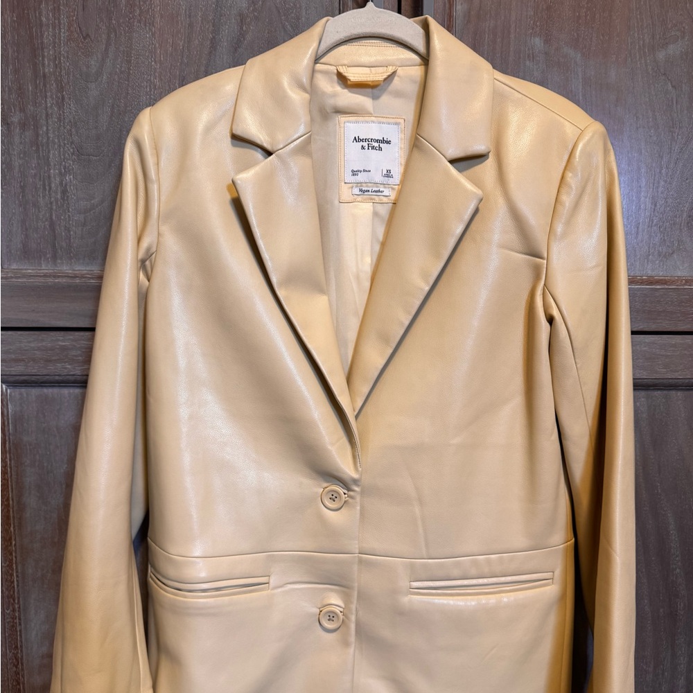 Light beige leather jacket blazer - Picture 3 of 3
